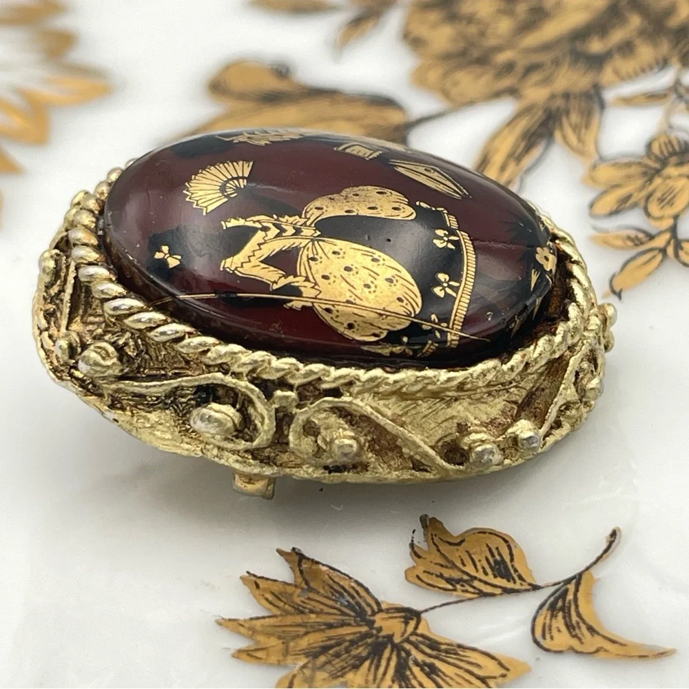 Vintage Victorian Revival Courting Couple Red Glass Cameo Brooch Gold Tone
